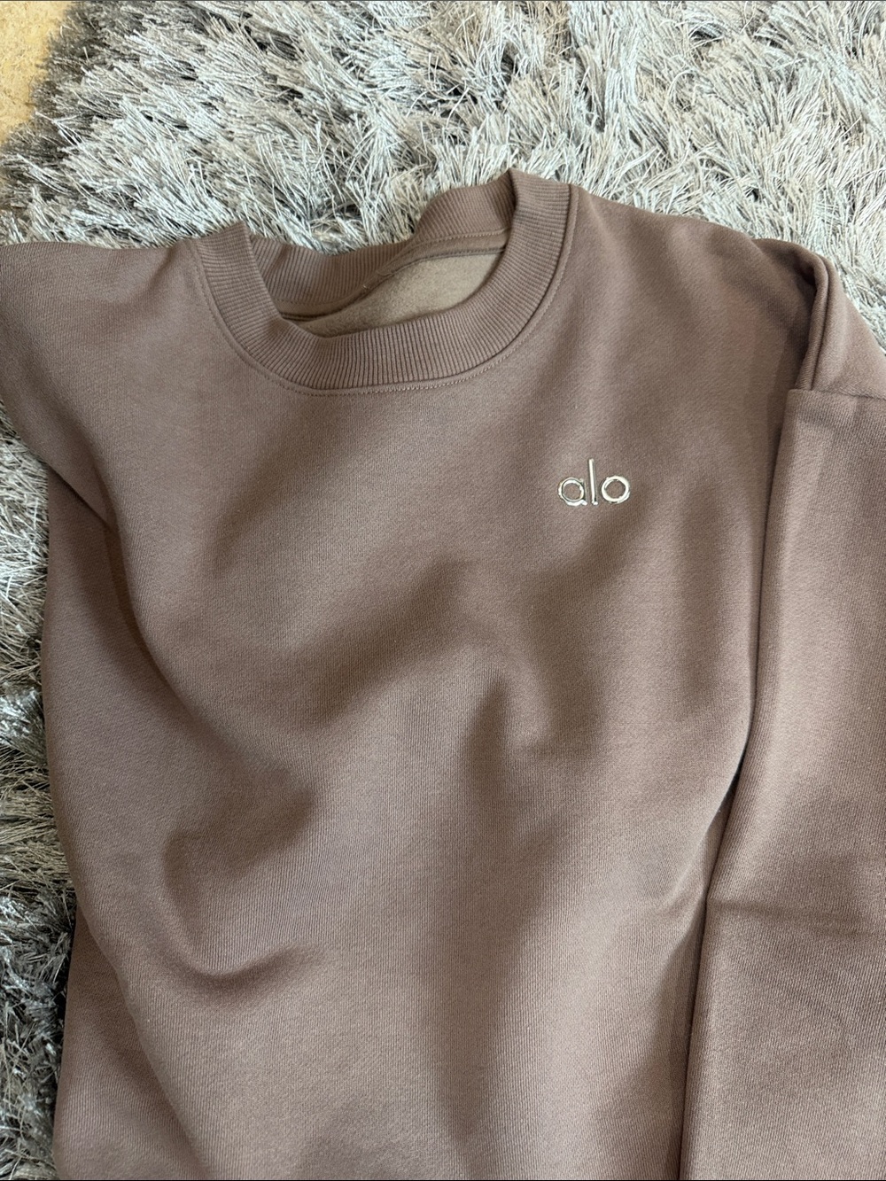 ALO Yoga Taupe Brown Track Pants & Sweatshirt Set - Picture 4 of 5